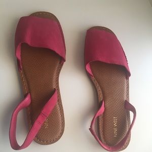 Nine West Pink Leather Flat Sandals Size 12